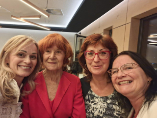 6d6ccf12 8d63 4a40 96d8 D5ea6ac06993